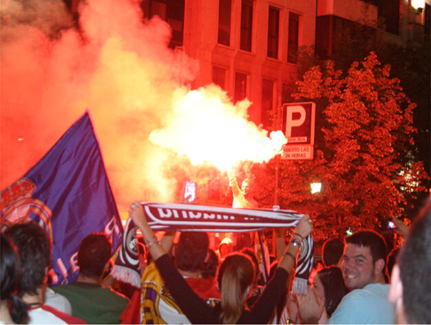Galer&iacute;a gr&aacute;fica: Disturbios en la celebraci&oacute;n del t&iacute;tulo de Liga en Granada
