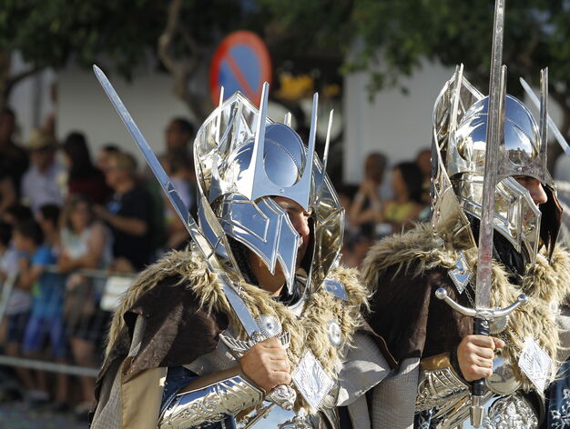 Las im&aacute;genes del gran desfile de la Reconquista de Moros y Cristianos
