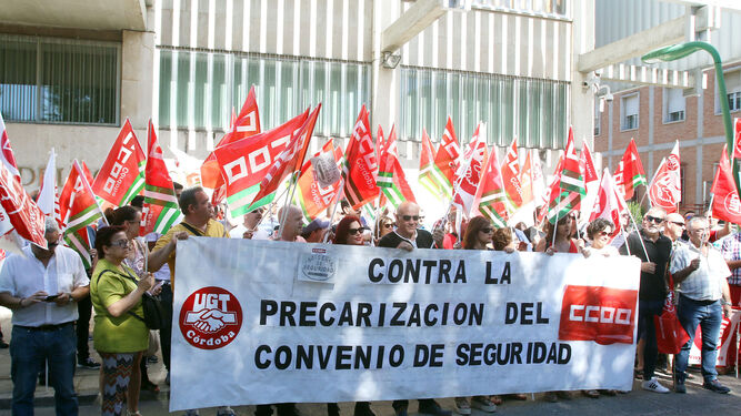 Concentración en Córdoba el pasado 28 de junio, antes de que estallara el conflicto de Eulen en Barcelona.