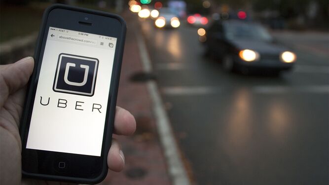 Imagen de la 'app' de la plataforma de alquiler de coches con chófer Uber.