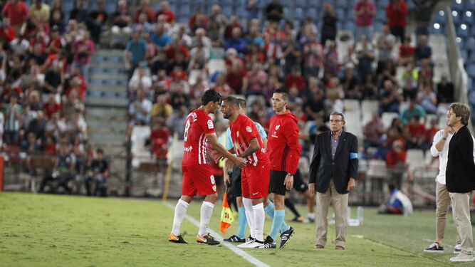 Nauzet Alemán ingresó en el campo en el minuto 79 del choque ante el filial sevillista por el argentino Tino Costa.