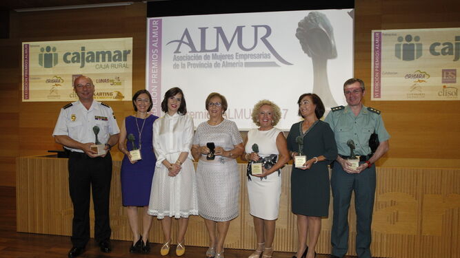 La Asociación de Mujeres Empresarias de Almería entregó ayer sus galardones en una gala de casi dos horas de duración.