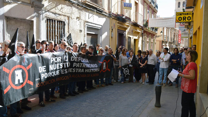 Ciudadanos interesados en la conservación del patrimonio se manifestaron contra el derribo el 21 de octubre.