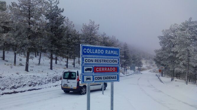 La Diputación de Almería activa el protocolo invernal para el mantenimiento de carreteras