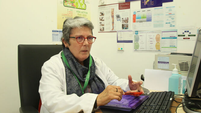 La doctora Dolores Felices González es médico de familia en la Unidad de Gestión Clínica Alcazaba.