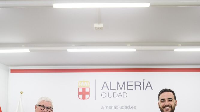 Presentación del evento en el Ayuntamiento de Almería.