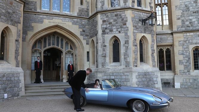 La pareja deja el castillo de Windsor para ir a Frogmore House.