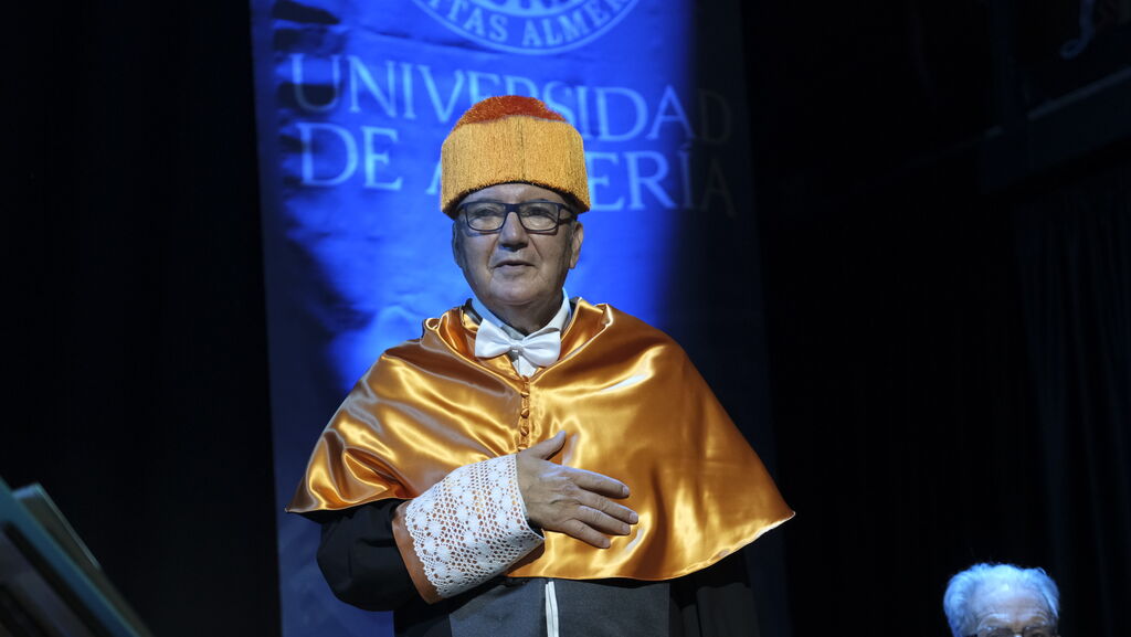 Im&aacute;genes de la investidura como Doctor Honoris Causa de la UAL, de Paco Cosentino.