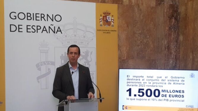 José María Martín, subdelegado de Gobierno en Almería durante la rueda de prensa