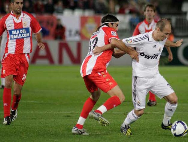 Almer&iacute;a-Real Madrid (1-1): El Madrid se escapa vivo del Mediterr&aacute;neo