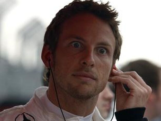 Jenson Button, sorprendido antes de la carrera. (FOTOS: AFP/Reuters/EFE)