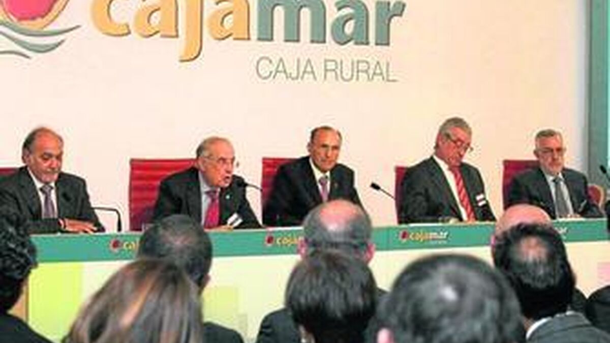 Los socios de Cajamar aprueban la fusión Rural de Castellón