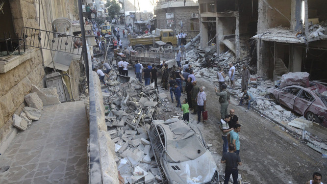 Imagen de un barrio residencial de Alepo tras una serie de bombardeos.