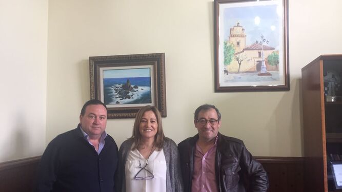 La alcaldesa de Níjar, Esperanza Pérez y Francisco Vargas.