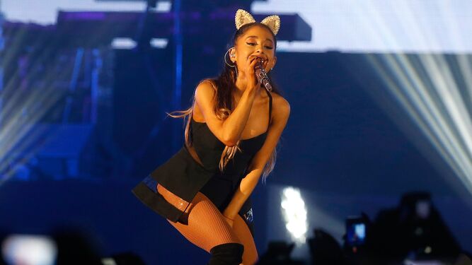 Ariana Grande en un concierto.