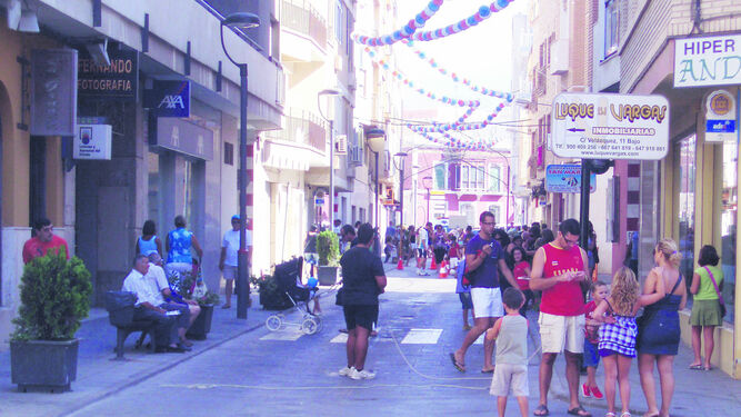 Calle comercial de Adra.