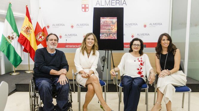 José M. Arocena, Ana Martínez Labella, María López y Carmen Belén López.