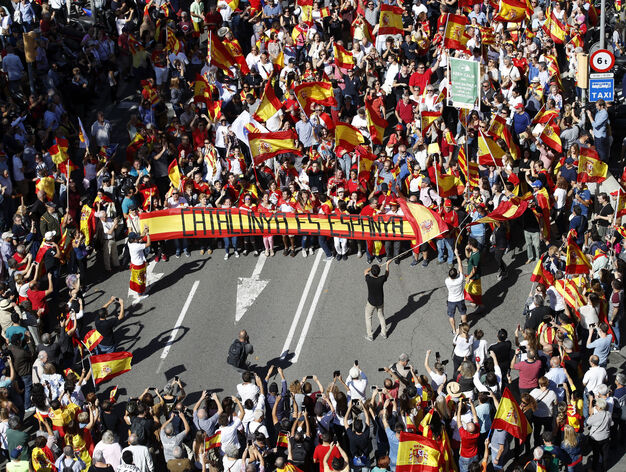 Manifestaci&oacute;n por la unidad de Espa&ntilde;a en Barcelona