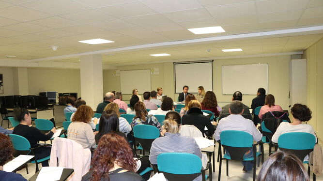 Representantes de todos los centros educativos de El Ejido, en la reunión del Consejo Municipal.