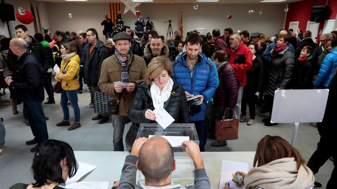 La jornada electoral en Catalu&ntilde;a, en im&aacute;genes