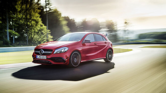 Y la marca premium más vendida en todo el mundo es… ¡Mercedes-Benz!
