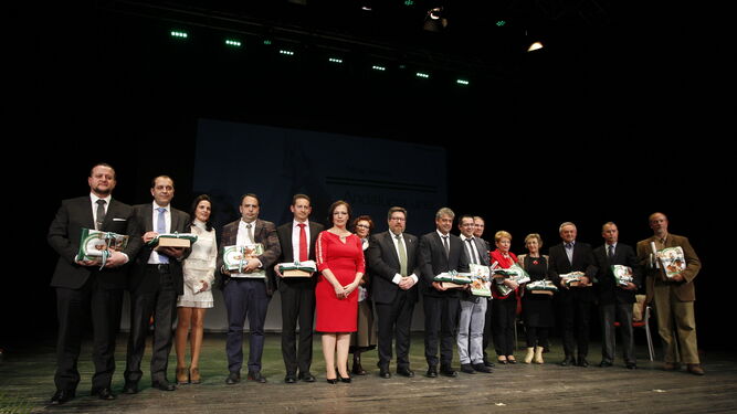 Los premiados de la Junta en 2018.