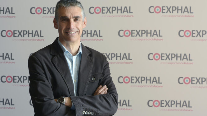 Manuel Galdeano lleva ya más de tres años o al frente de la organización de productores de Almería, Coexphal.