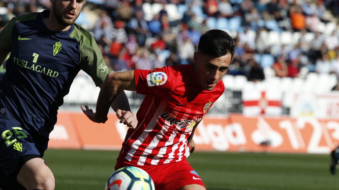 El Almería necesita sumar al menos tres victorias para abrochar la salvación.