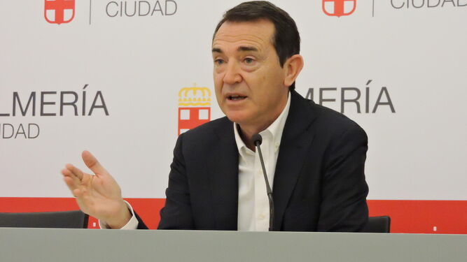 Juan Carlos Pérez Navas, en un momento de su comparecencia ante los medios de comunicación.