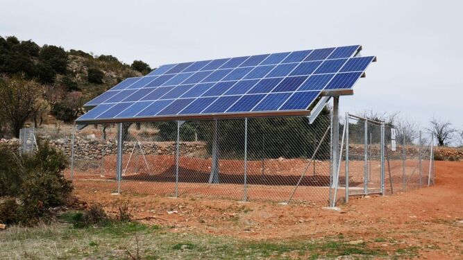 El campo solar utilizado en el sondeo de Sierro es pionero en la provincia.