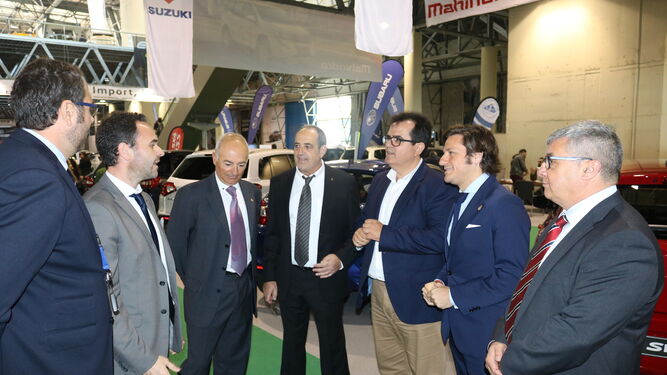 La inauguración de 'Almería Motor Show' se produjo ayer a mediodía.