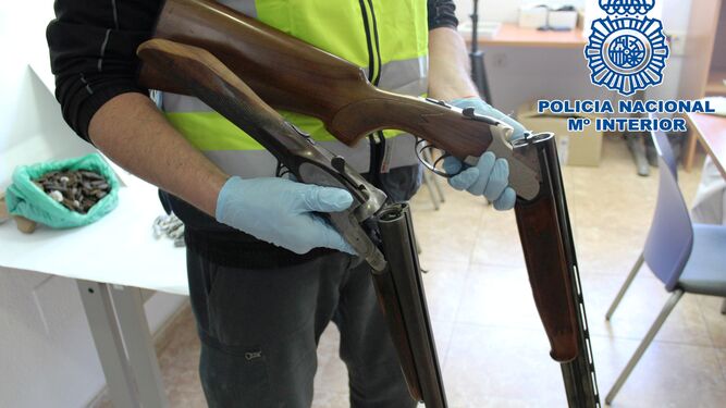 Armas intervenidas en la operación dirigida por la Comisaría de Almería.