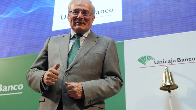Manuel Azuaga, presidente de Unicaja Banco, en junio del año pasado al salir a Bolsa.