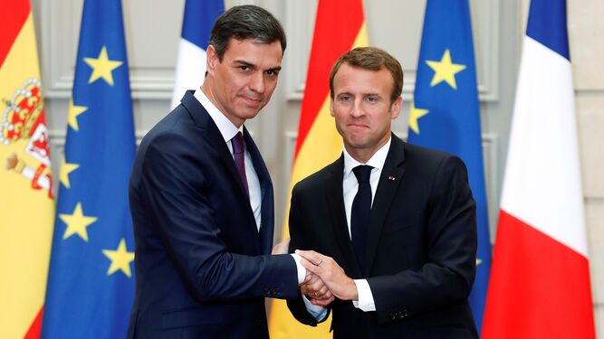 Pedro Sánchez y Emmanuel Macron.