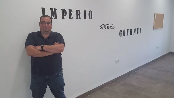 José Miguel Bravo en sus oficinas en Castilblanco de los Arroyos.