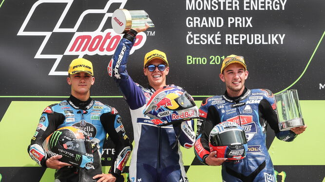 El podio de Moto3 en la República Checa.