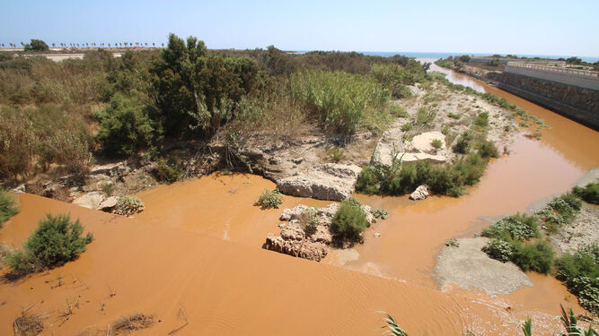 El río Andarax tras las fuertes lluvias.