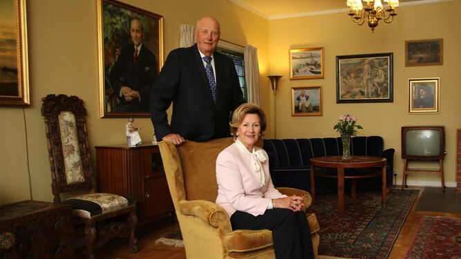 Harald y Sonia, en la foto oficial de su aniversario