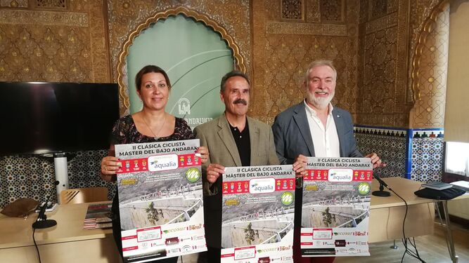 María del Carmen Soriano, Alfredo Valdivia y Juan Antonio Almansa presentaron ayer la prueba oficialmente.