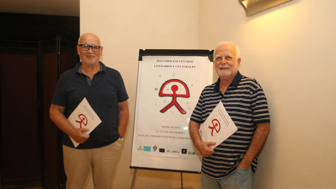 Francisco López Barrios y Alfonso Berlanga presentando los Encuentros en el Hotel Catedral.