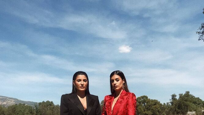 Dulceida y Alba aportaron por ir en traje, ambos de Dolce &amp; Gabbana. Instagram