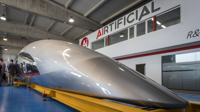 La cápsula presentada en El Puerto que se acoplará al Hyperloop.