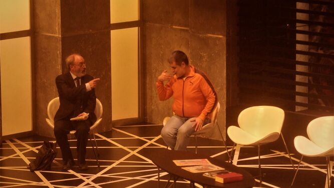 'Toc toc' provoca dos horas de risas en el público en el Auditorio de Roquetas