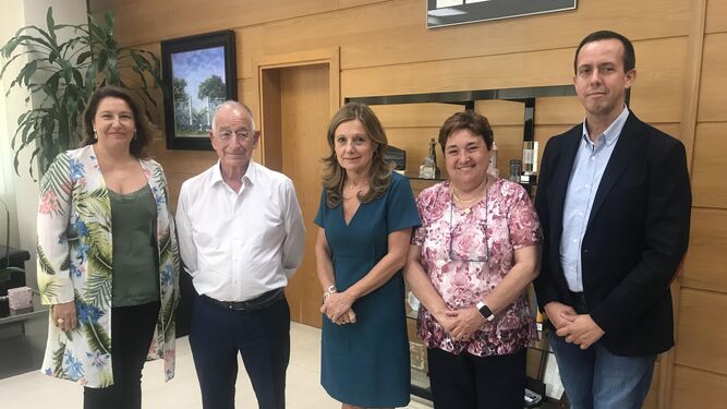 Gabriel Amat y la consejera Marina Álvarez se reunieron hace unos días en Sevilla.