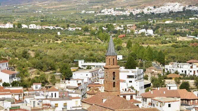 El municipio de Fondón es el destino de la primera de estas excursiones.