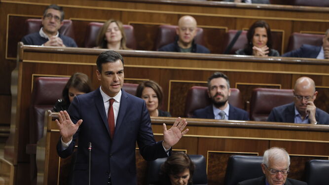 Pedro Sánchez, durante la sesión de control al Gobierno en el Congreso celebrada este miércoles.
