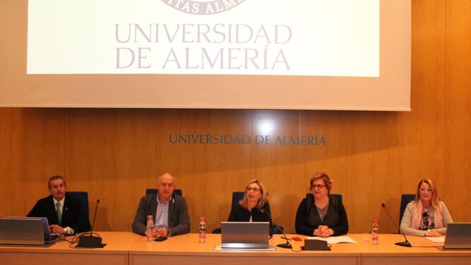 Conferencia celebrada en el campus de La Cañada de la Universidad de Almería.