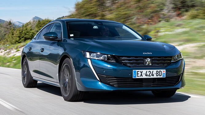 Peugeot lanza el nuevo 508 que sumará una versión híbrida enchufable en 2019