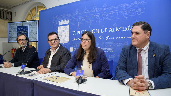 Carlos Villoria, Antonio Jesús Rodríguez, Almudena Morales y Francisco Alonso, ayer, en Diputación.