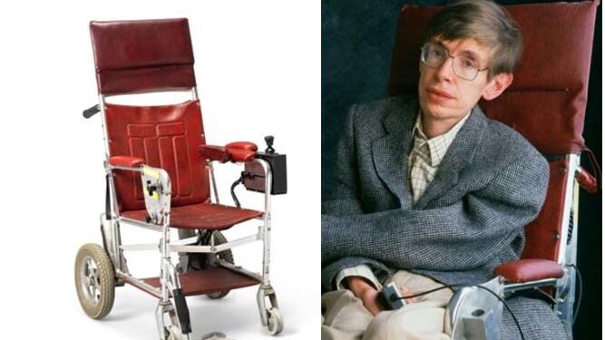 La silla de rueda subastada de Stephen Hawking